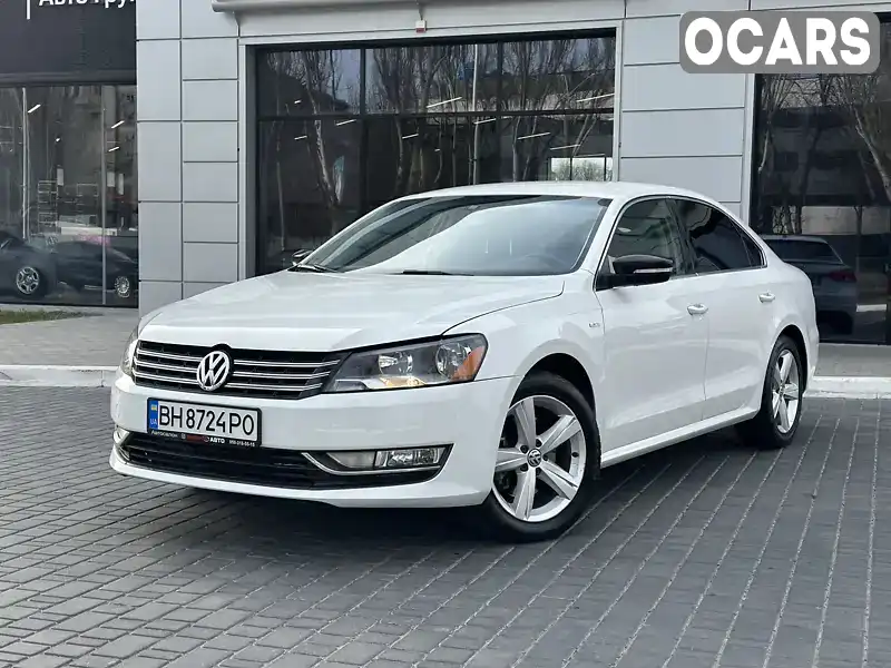 Седан Volkswagen Passat 2013 2.48 л. Автомат обл. Одеська, Одеса - Фото 1/21