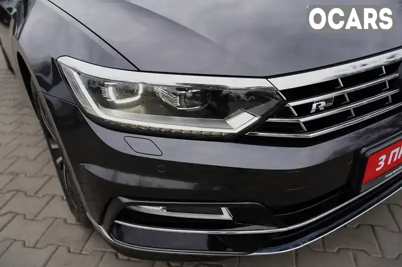 Седан Volkswagen Passat 2018 1.97 л. Автомат обл. Житомирская, Житомир - Фото 1/21