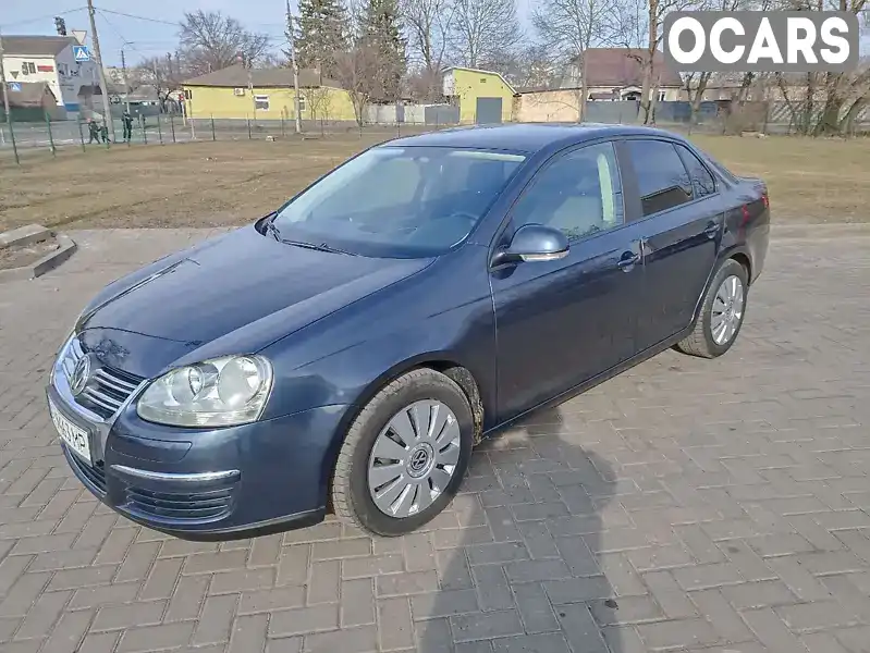 Седан Volkswagen Jetta 2006 1.6 л. Ручна / Механіка обл. Чернігівська, Прилуки - Фото 1/21