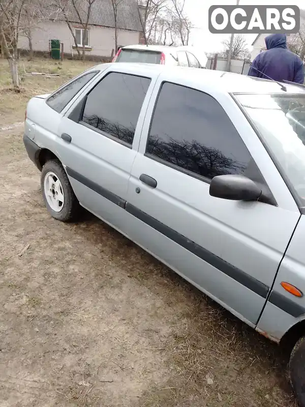 Хэтчбек Ford Escort 1995 1.39 л. Ручная / Механика обл. Житомирская, Житомир - Фото 1/7