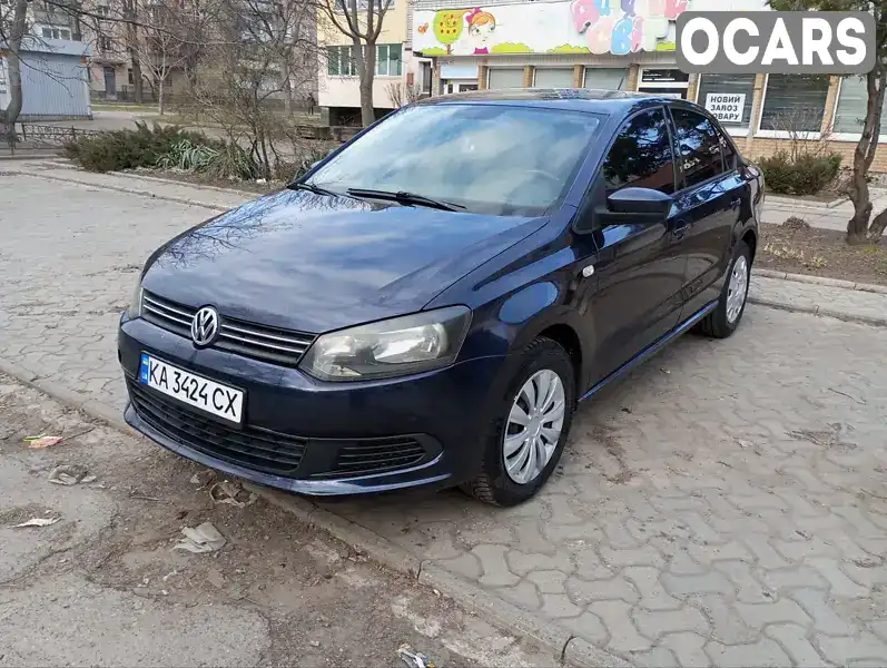 Седан Volkswagen Polo 2012 1.6 л. обл. Черкасская, Черкассы - Фото 1/10