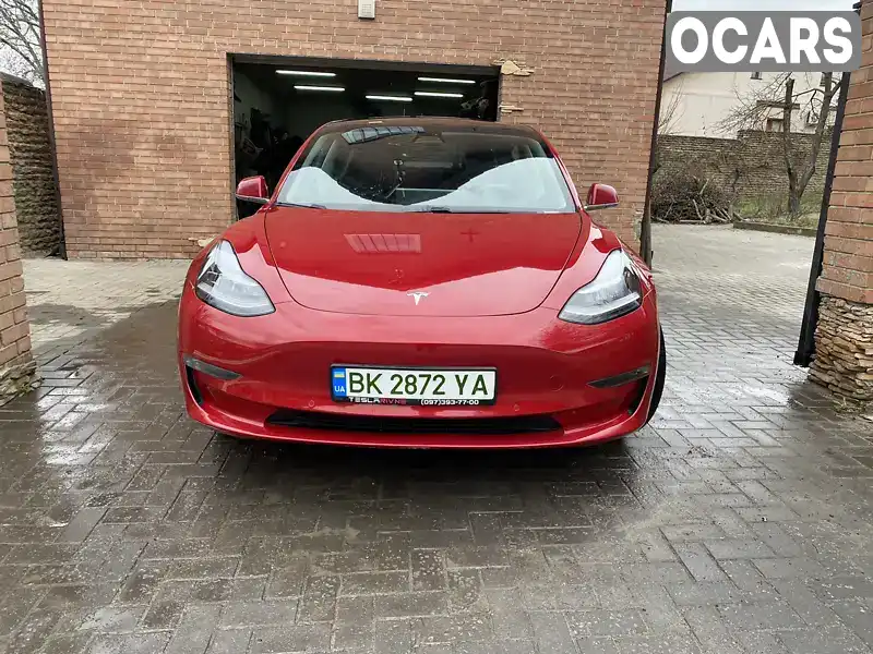 Седан Tesla Model 3 2018 null_content л. обл. Ровенская, Ровно - Фото 1/10