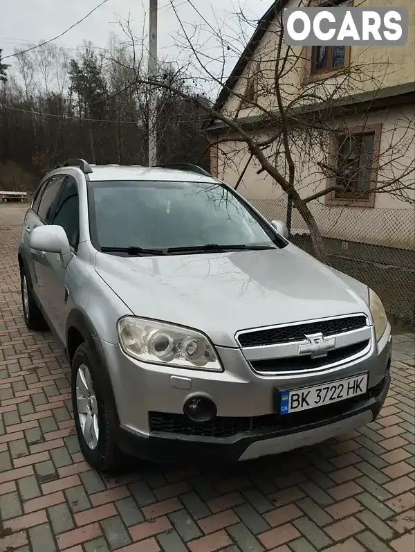 Внедорожник / Кроссовер Chevrolet Captiva 2007 2 л. Ручная / Механика обл. Ровенская, Костополь - Фото 1/15