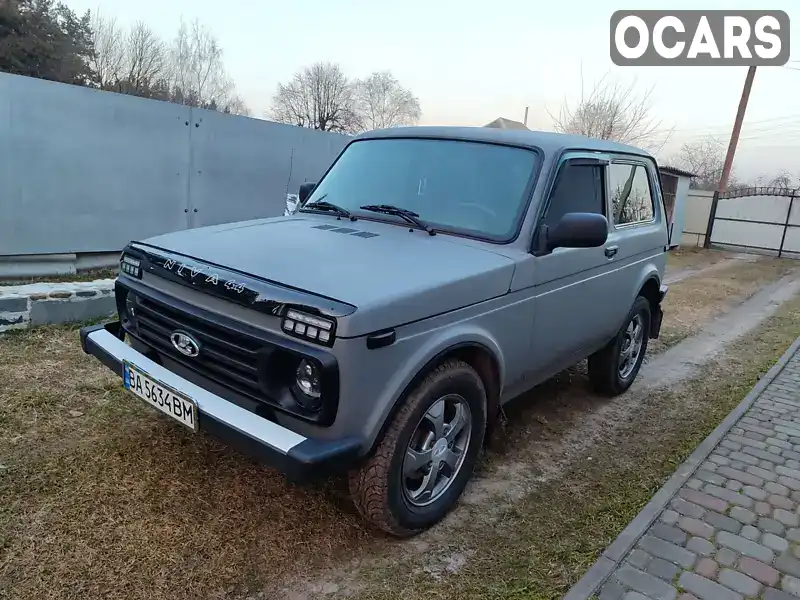 Внедорожник / Кроссовер ВАЗ / Lada 21214 / 4x4 2017 1.69 л. Ручная / Механика обл. Полтавская, Котельва - Фото 1/13