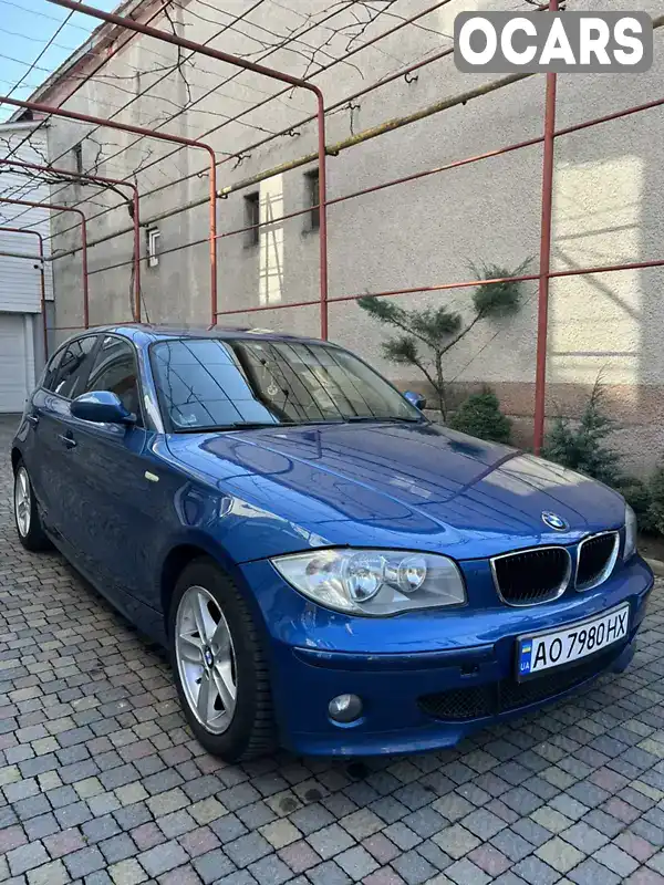 Хэтчбек BMW 1 Series 2004 2 л. Автомат обл. Закарпатская, Хуст - Фото 1/12