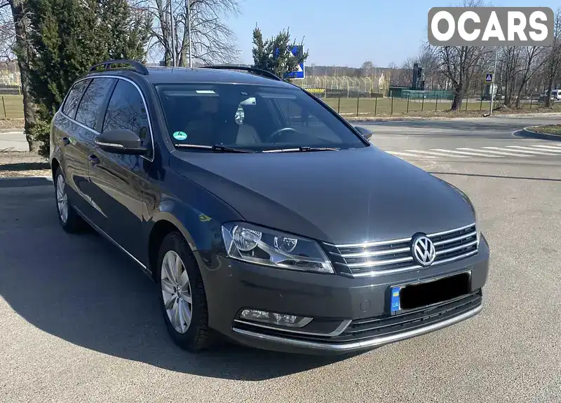 Универсал Volkswagen Passat 2013 1.6 л. Ручная / Механика обл. Черниговская, Чернигов - Фото 1/21