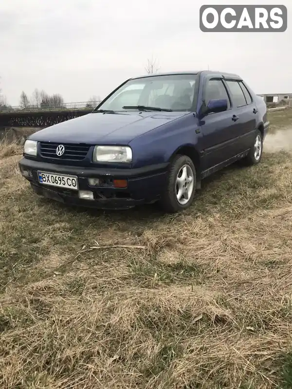 Седан Volkswagen Vento 1993 1.78 л. Ручна / Механіка обл. Івано-Франківська, Івано-Франківськ - Фото 1/13