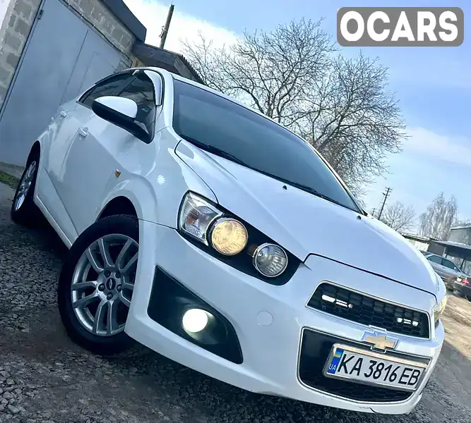 Седан Chevrolet Aveo 2013 1.6 л. Автомат обл. Київська, Київ - Фото 1/19