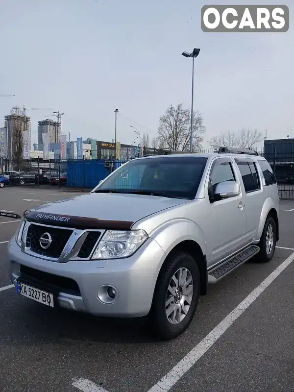 Внедорожник / Кроссовер Nissan Pathfinder 2012 2.5 л. Автомат обл. Киевская, Киев - Фото 1/9