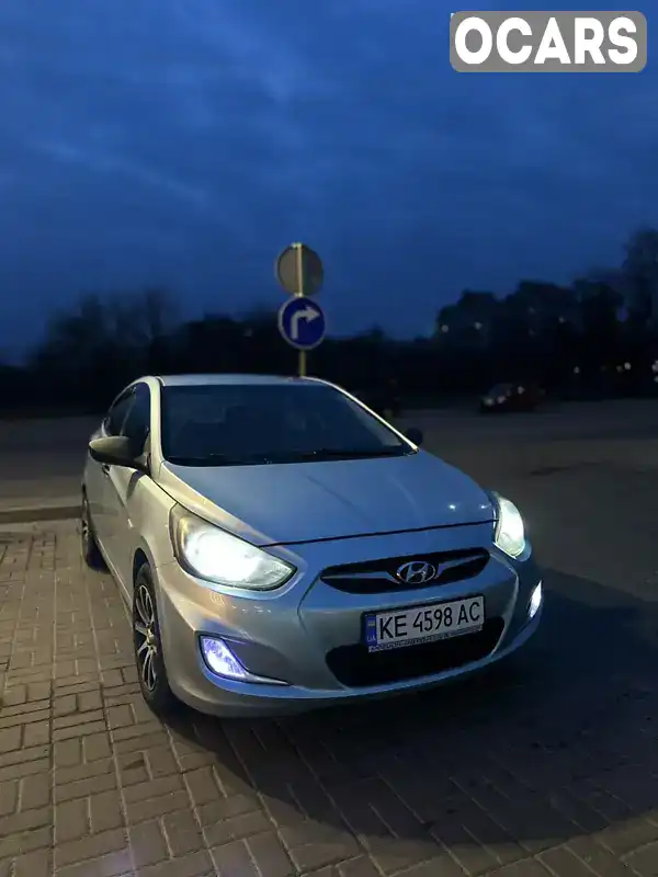 Седан Hyundai Accent 2011 1.4 л. Автомат обл. Днепропетровская, Днепр (Днепропетровск) - Фото 1/13