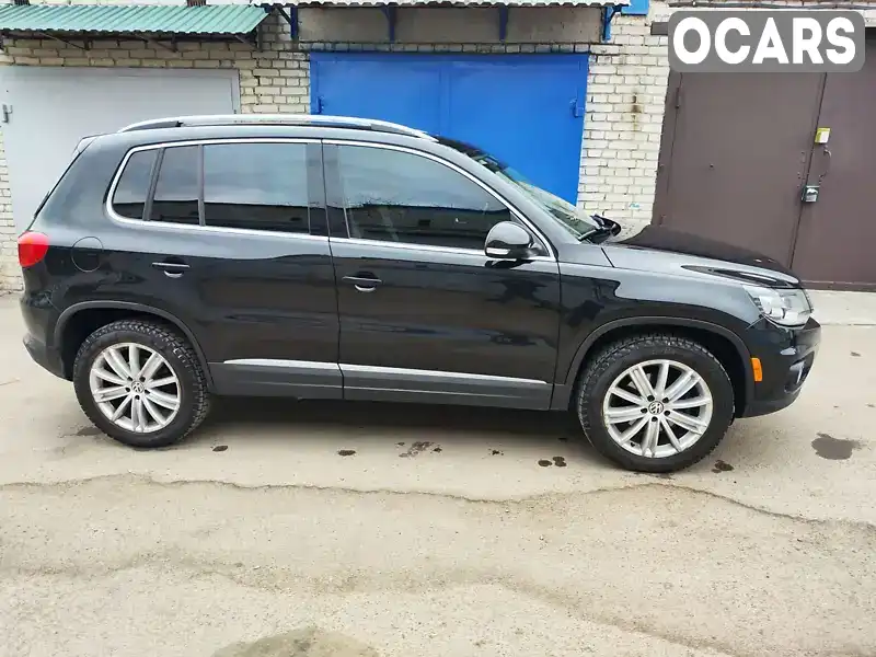 Внедорожник / Кроссовер Volkswagen Tiguan 2015 2 л. Автомат обл. Львовская, Львов - Фото 1/21