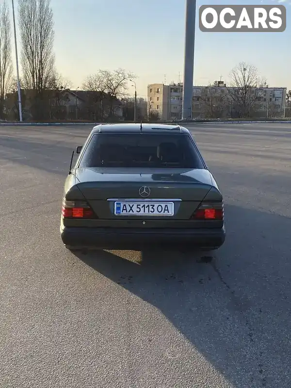 Седан Mercedes-Benz E-Class 1994 2 л. Автомат обл. Харківська, Харків - Фото 1/15