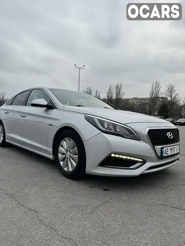 Седан Hyundai Sonata 2015 2 л. Автомат обл. Дніпропетровська, Дніпро (Дніпропетровськ) - Фото 1/21