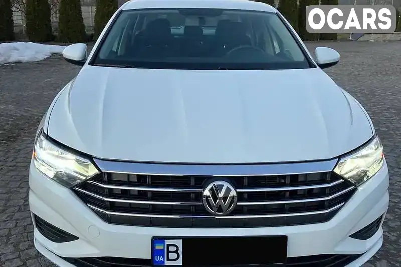 Седан Volkswagen Jetta 2019 1.4 л. Автомат обл. Черкасская, Черкассы - Фото 1/16