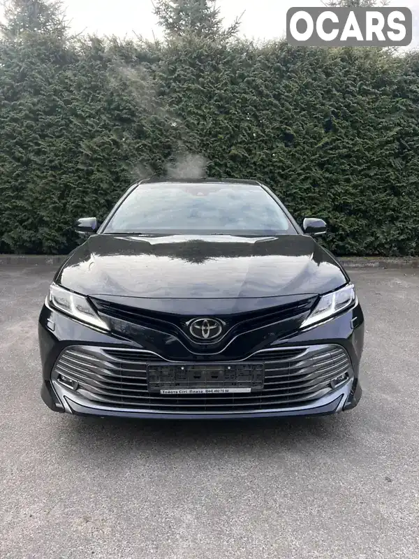 Седан Toyota Camry 2019 2.5 л. Автомат обл. Київська, Київ - Фото 1/16