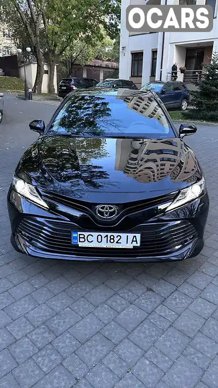 Седан Toyota Camry 2019 2.49 л. Автомат обл. Львівська, Львів - Фото 1/21