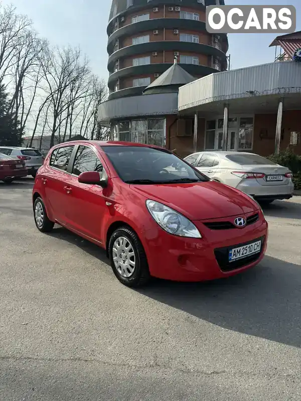 Хетчбек Hyundai i20 2010 1.4 л. Автомат обл. Київська, Київ - Фото 1/21