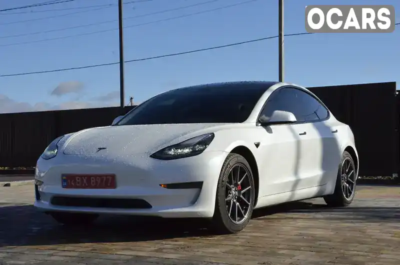 Седан Tesla Model 3 2021 null_content л. Автомат обл. Львівська, Львів - Фото 1/15