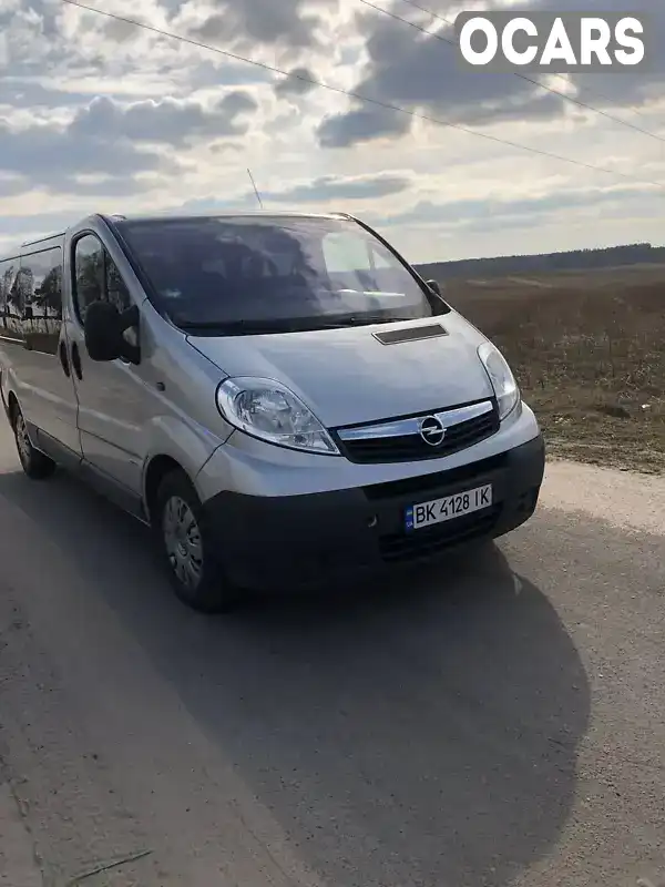 Мінівен Opel Vivaro 2013 2 л. Ручна / Механіка обл. Рівненська, Сарни - Фото 1/21