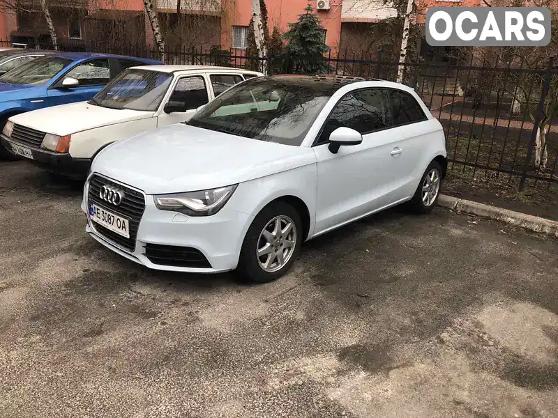 Хэтчбек Audi A1 2010 1.2 л. Ручная / Механика обл. Киевская, Киев - Фото 1/7