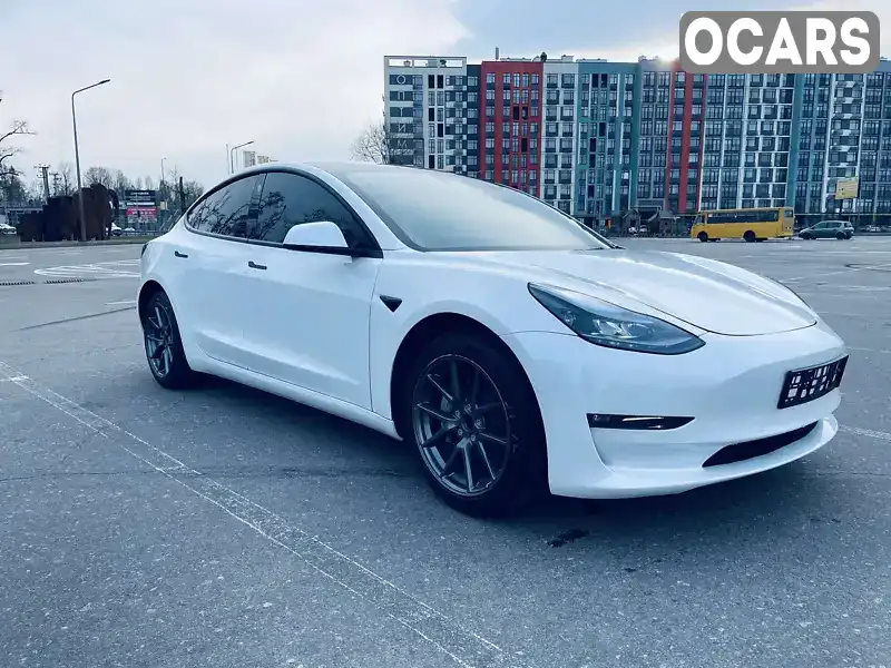 Седан Tesla Model 3 2021 null_content л. обл. Киевская, Киев - Фото 1/21