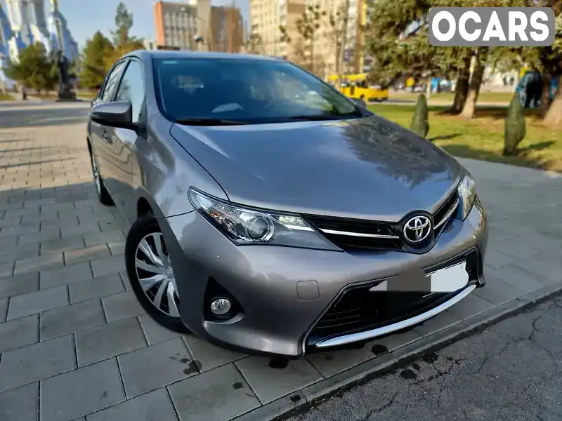 Хэтчбек Toyota Auris 2013 1.6 л. Автомат обл. Винницкая, Винница - Фото 1/21