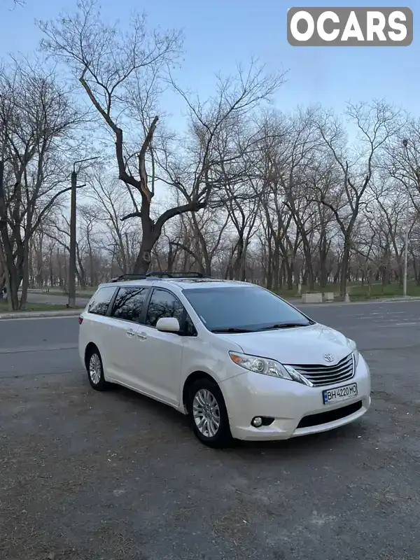 Минивэн Toyota Sienna 2017 3.46 л. Автомат обл. Одесская, Одесса - Фото 1/11