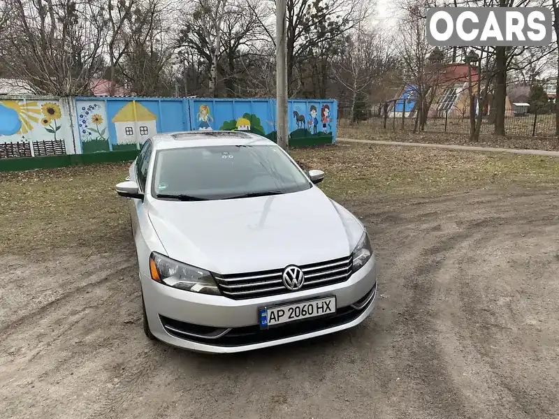 Седан Volkswagen Passat 2013 2.48 л. Автомат обл. Киевская, Боярка - Фото 1/21