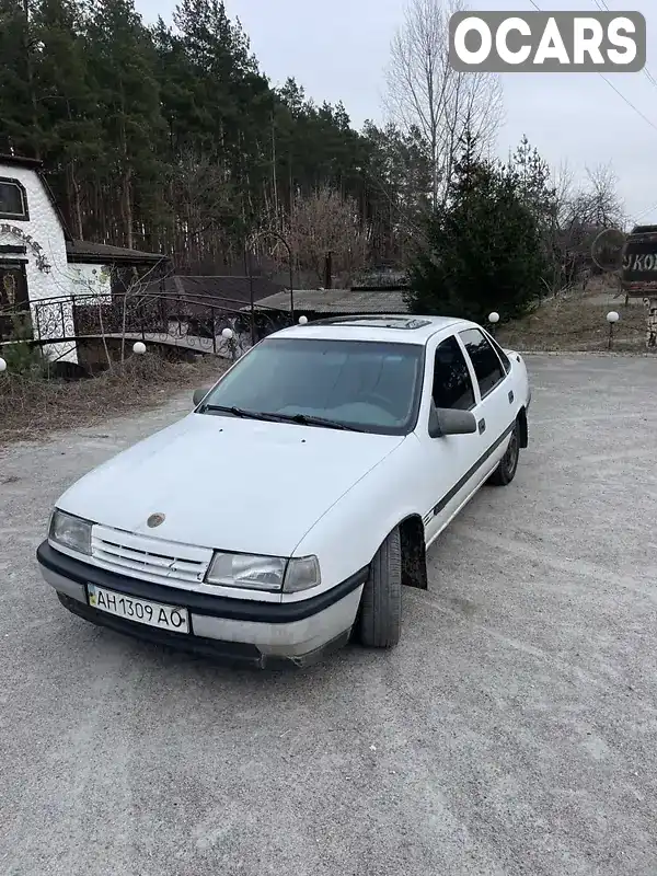 Седан Opel Vectra 1989 1.8 л. Ручная / Механика обл. Харьковская, Боровая - Фото 1/9