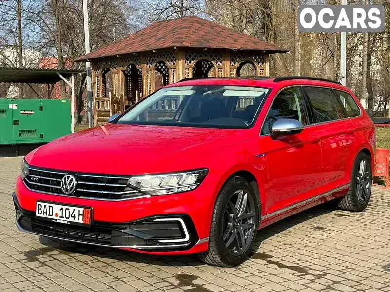 Універсал Volkswagen Passat 2020 1.4 л. Автомат обл. Чернівецька, Чернівці - Фото 1/21