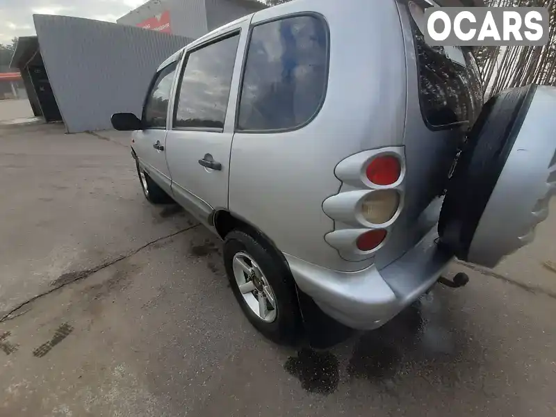 Позашляховик / Кросовер Chevrolet Niva 2004 null_content л. обл. Харківська, Харків - Фото 1/17