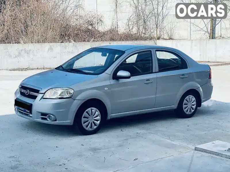 Седан Chevrolet Aveo 2012 1.5 л. Ручная / Механика обл. Киевская, Киев - Фото 1/21