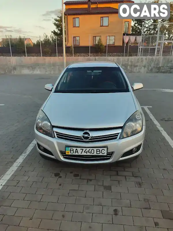 Хетчбек Opel Astra 2008 1.6 л. Ручна / Механіка обл. Миколаївська, Первомайськ - Фото 1/8