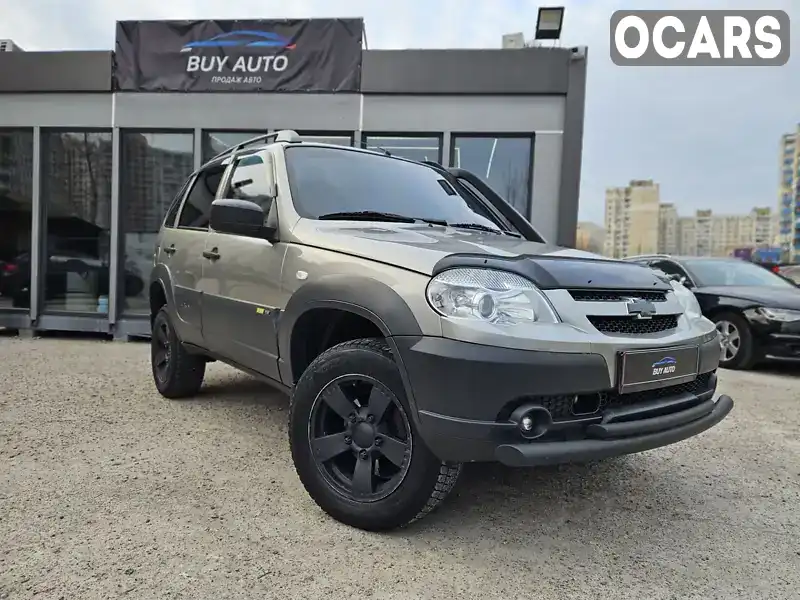 Внедорожник / Кроссовер Chevrolet Niva 2016 1.69 л. Ручная / Механика обл. Киевская, Киев - Фото 1/21