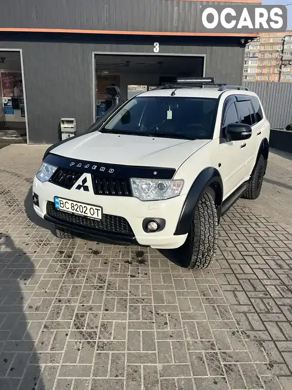 Позашляховик / Кросовер Mitsubishi Pajero Sport 2013 2.48 л. обл. Харківська, Харків - Фото 1/21