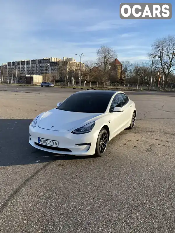 Седан Tesla Model 3 2019 null_content л. обл. Одеська, Одеса - Фото 1/15