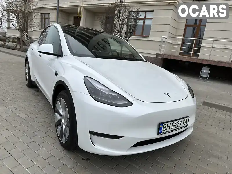 Позашляховик / Кросовер Tesla Model Y 2023 null_content л. Автомат обл. Одеська, Одеса - Фото 1/21