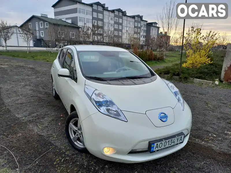 Хэтчбек Nissan Leaf 2012 null_content л. Вариатор обл. Закарпатская, Ужгород - Фото 1/3