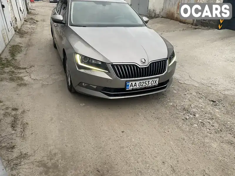 Лифтбек Skoda Superb 2016 1.8 л. Автомат обл. Киевская, Киев - Фото 1/16