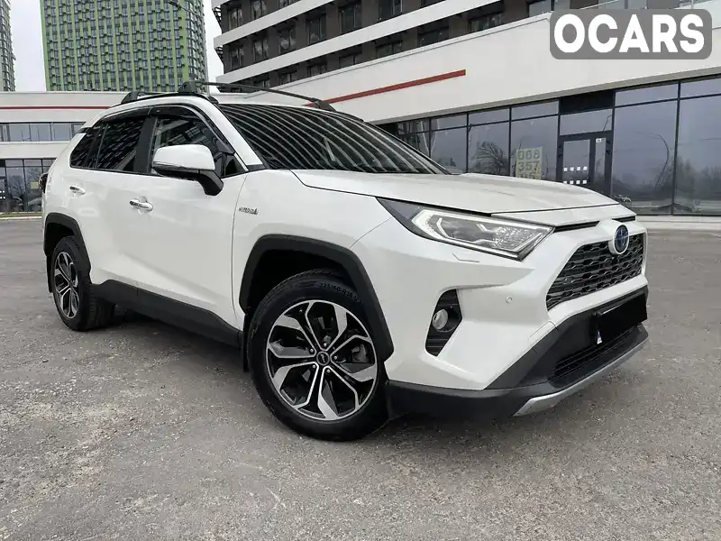 Позашляховик / Кросовер Toyota RAV4 2020 2.5 л. Автомат обл. Київська, Київ - Фото 1/21