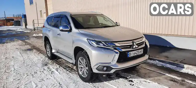 Позашляховик / Кросовер Mitsubishi Pajero Sport 2017 2.4 л. Автомат обл. Волинська, Луцьк - Фото 1/21