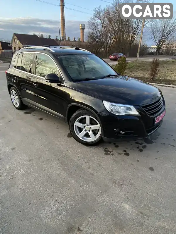 Внедорожник / Кроссовер Volkswagen Tiguan 2008 2 л. Ручная / Механика обл. Черниговская, Нежин - Фото 1/21