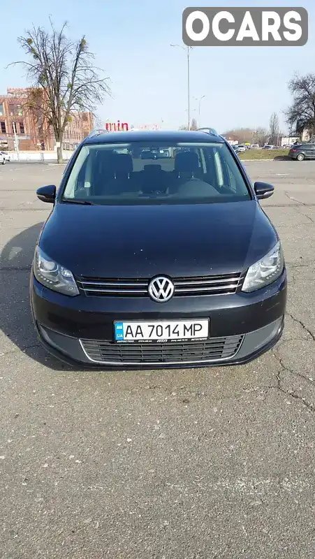 Минивэн Volkswagen Touran 2013 1.97 л. Ручная / Механика обл. Киевская, Киев - Фото 1/21