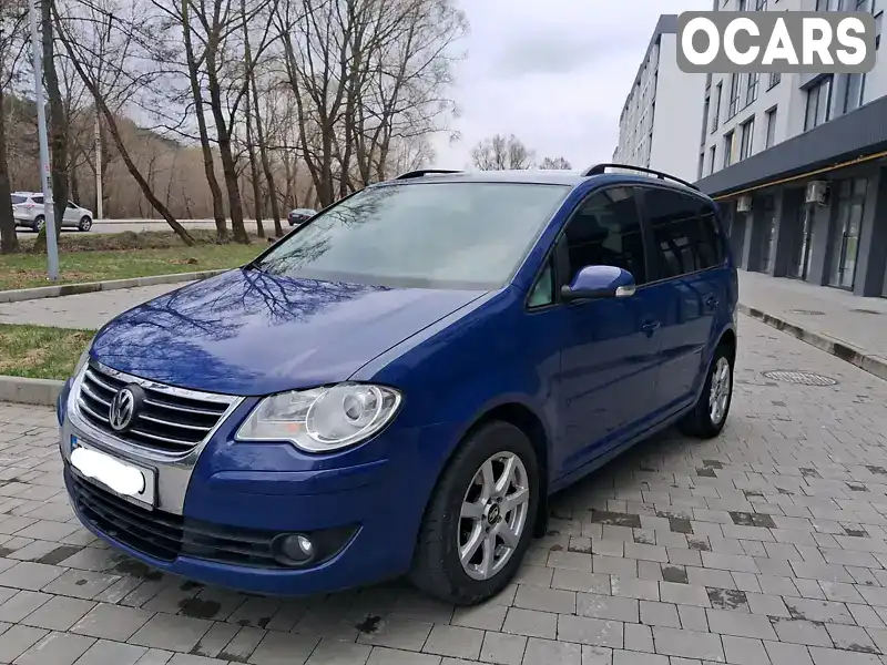 Мінівен Volkswagen Touran 2007 2 л. Ручна / Механіка обл. Львівська, Львів - Фото 1/21