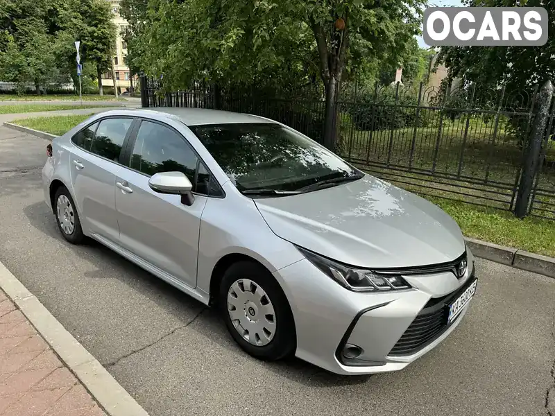 Седан Toyota Corolla 2019 1.6 л. Варіатор обл. Полтавська, Полтава - Фото 1/21