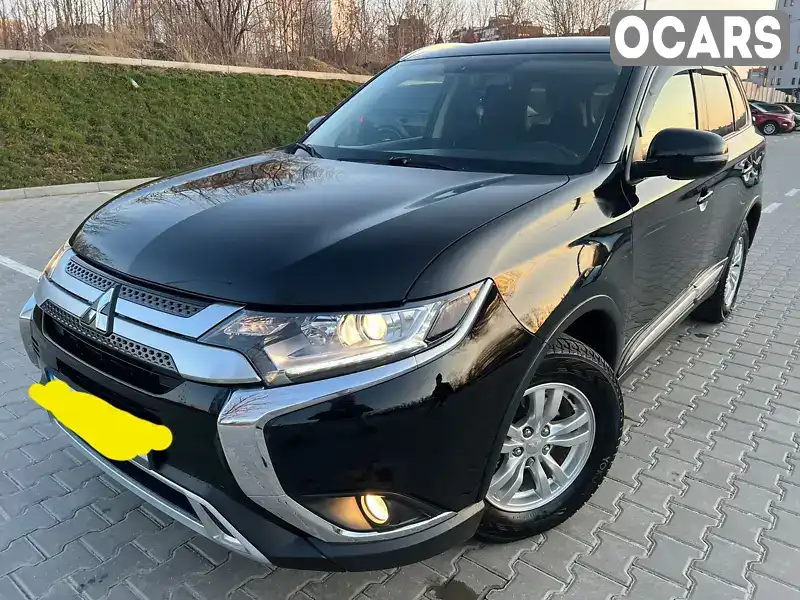 Внедорожник / Кроссовер Mitsubishi Outlander 2018 2 л. Автомат обл. Тернопольская, Тернополь - Фото 1/21