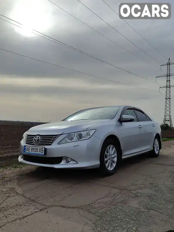 Седан Toyota Camry 2012 2.49 л. Автомат обл. Дніпропетровська, Кам'янське (Дніпродзержинськ) - Фото 1/15