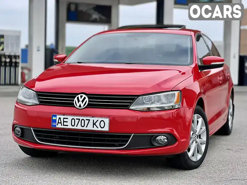 Седан Volkswagen Jetta 2013 2.48 л. Автомат обл. Днепропетровская, Днепр (Днепропетровск) - Фото 1/21