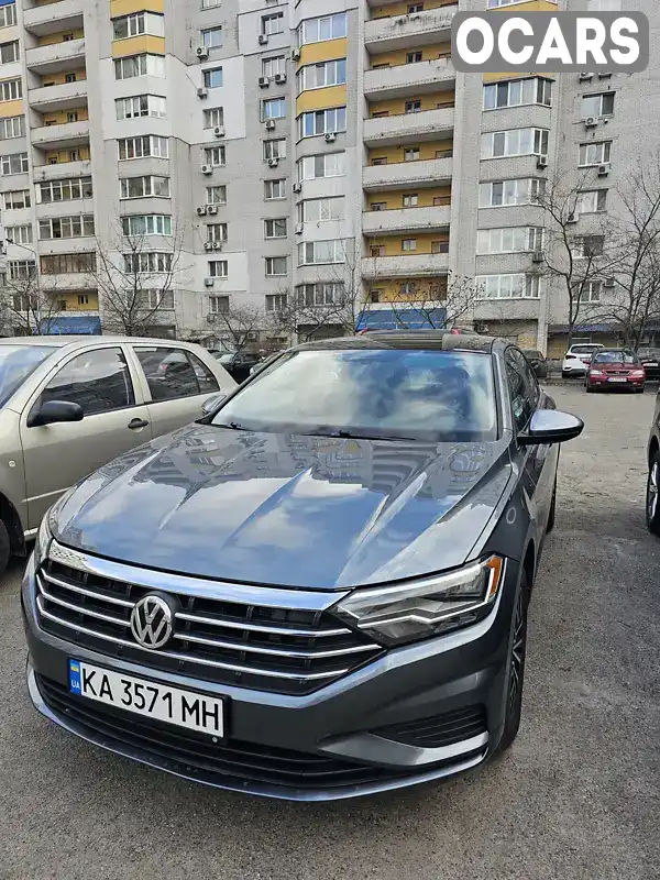 Седан Volkswagen Jetta 2019 1.39 л. Автомат обл. Киевская, Киев - Фото 1/7