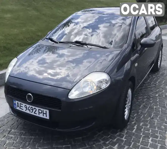 Хетчбек Fiat Grande Punto 2007 1.37 л. Ручна / Механіка обл. Дніпропетровська, Дніпро (Дніпропетровськ) - Фото 1/15